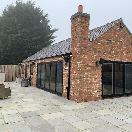 Luxury Studio Cottage At Foot Of Yorkshire Wolds Exterior photo